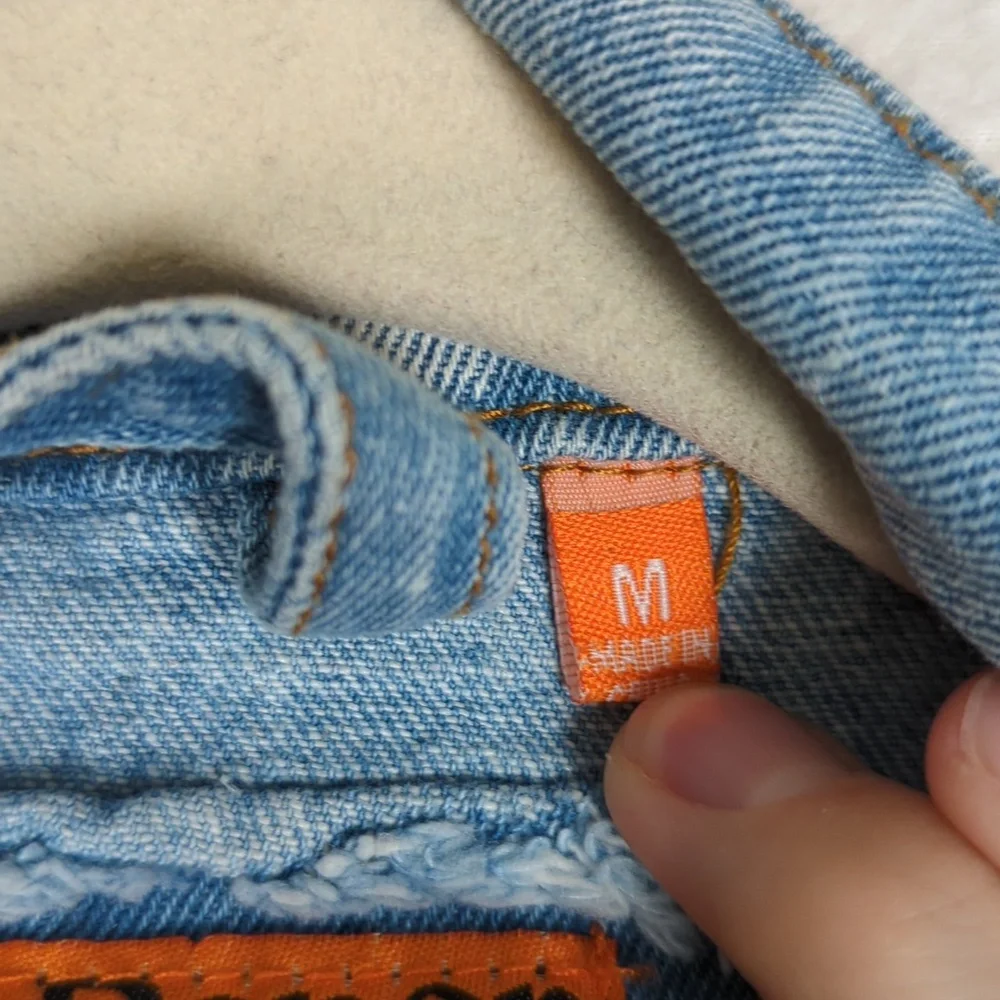 Rolling Paper Women's Blue Distressed Paint Flecked Denim Jacket Size‎ M - Picture 6 of 8
